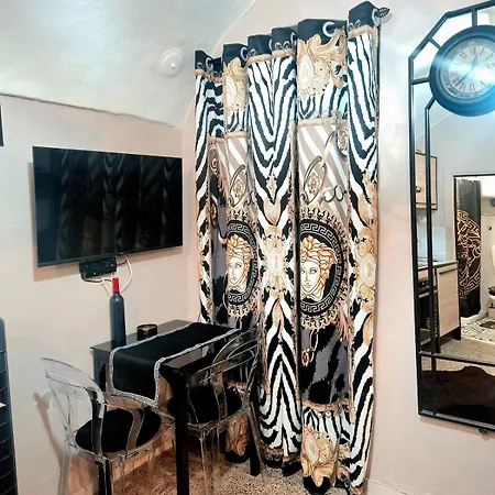 Apartment Elegant In The Historic Center *