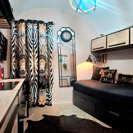 Elegant In The Historic Center San Remo
