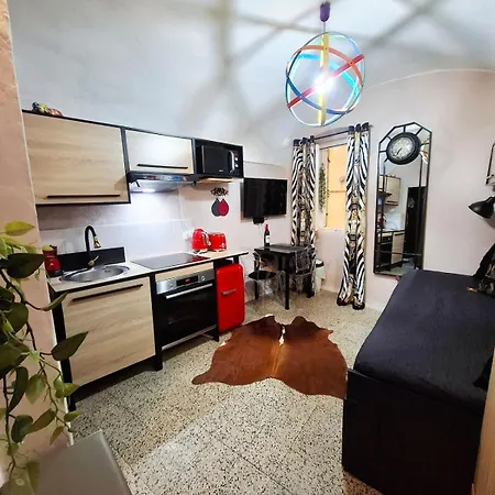 Apartamento Elegant In The Historic Center San Remo